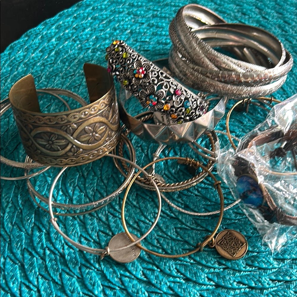 Elegant Silver and Gold Bangle Set